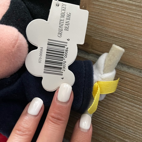 Disney plush graduation bean bag - Picture 3 of 5